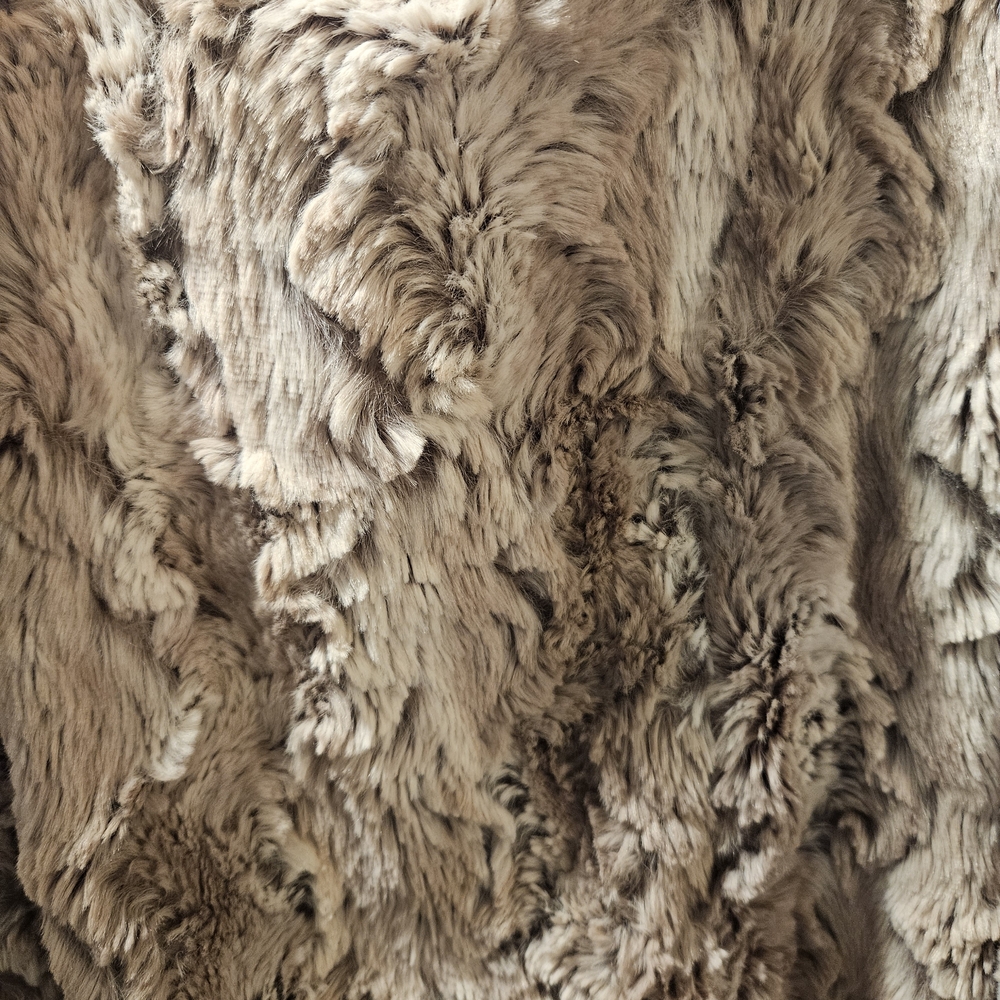 Vine Street Apparel Faux Fur Jacket in Beige and Brown NWT - Picture 3 of 3